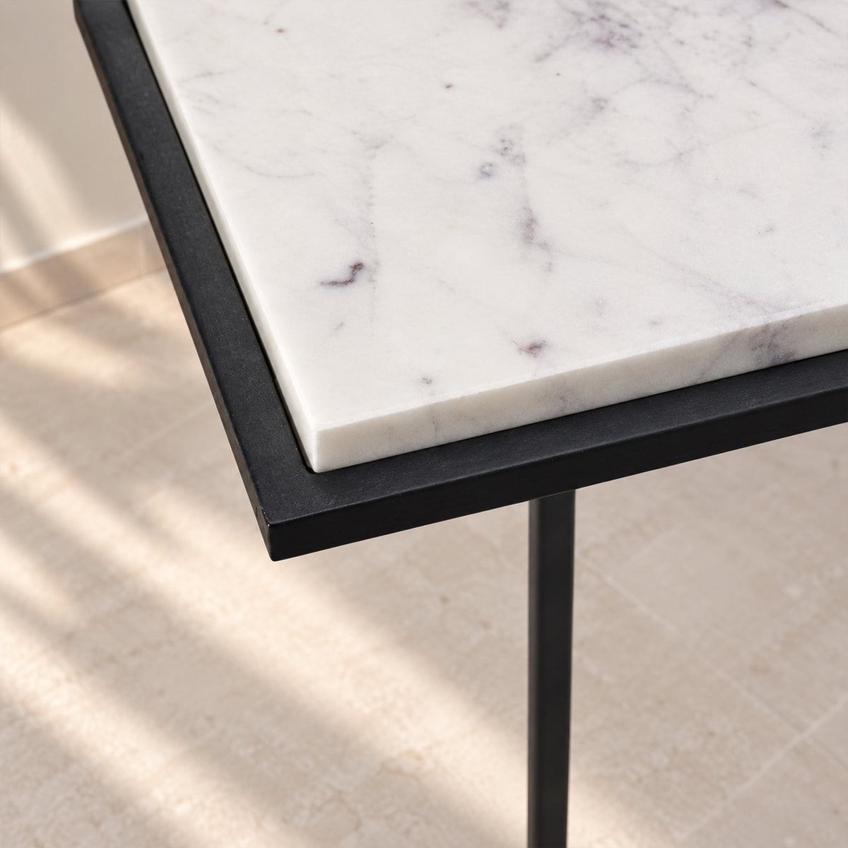 Floating Inset C-Table