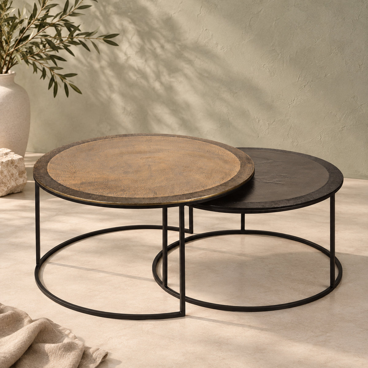 Encircle Nesting Coffee Tables (Set of 2)